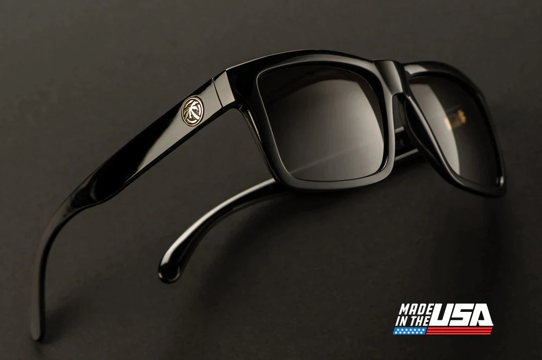 USA Vise Sunglasses: Gloss Black