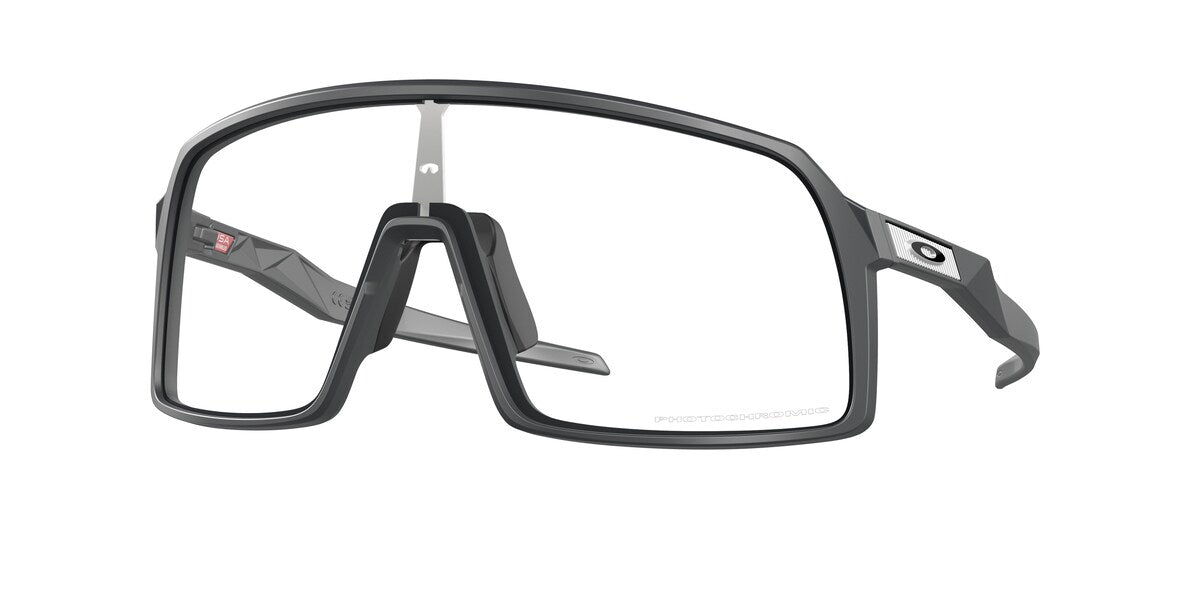 Oakley Sutro Matte Carbon / Clear to Black Iridium Photochromic