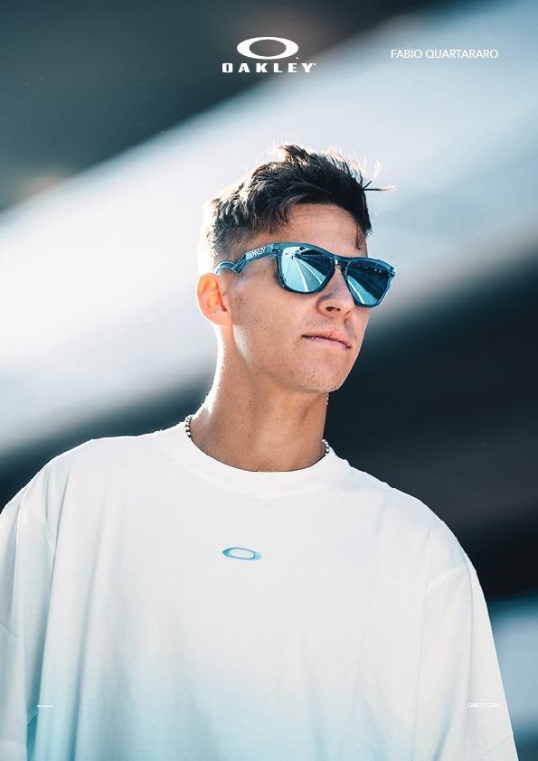 Oakley OO9289 campaign lifestyle shot