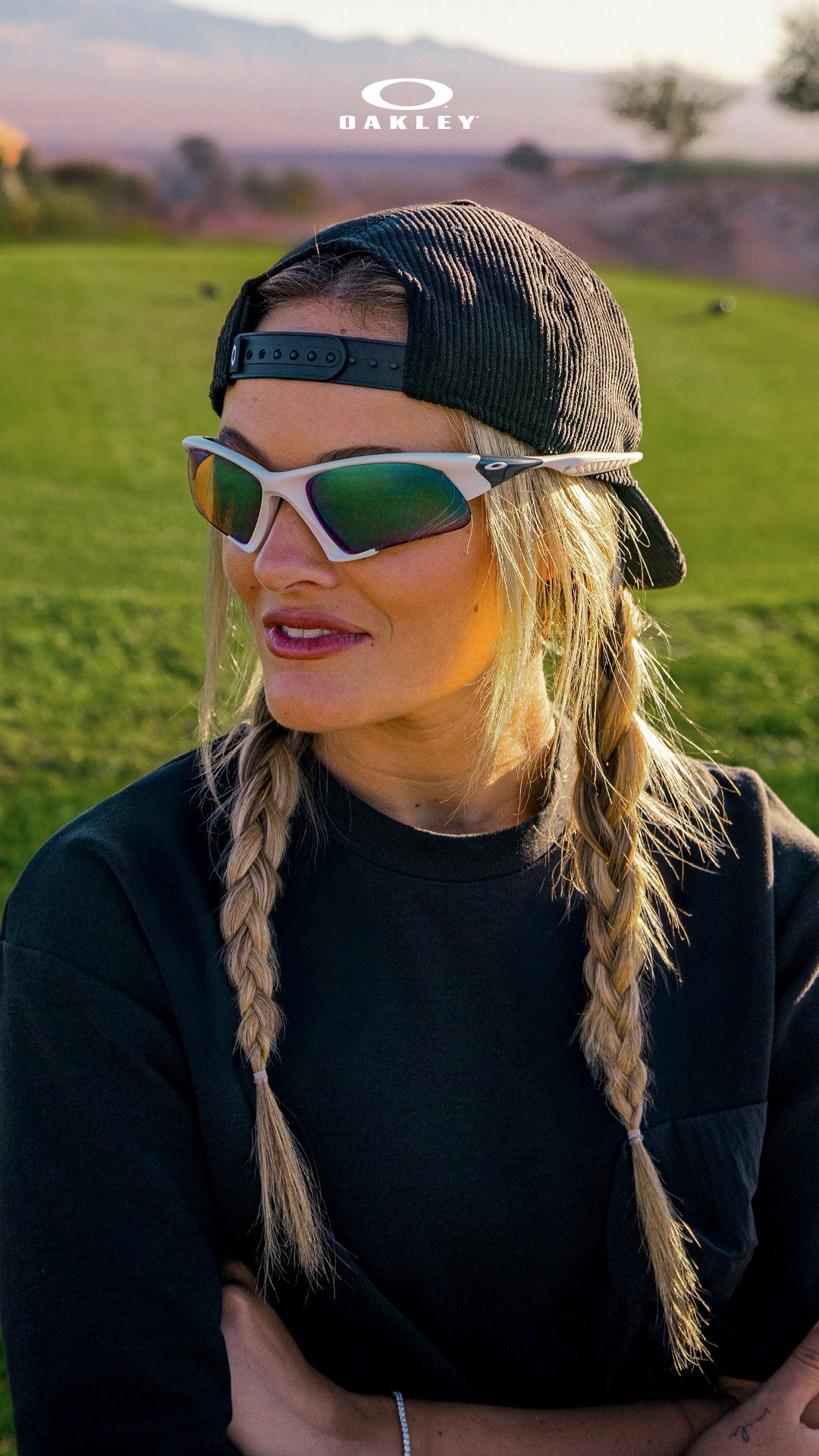 Oakley Suture Jacket OO9532 lifestyle campaign — OO9532-10641_A1__38.1x67.73.jpg