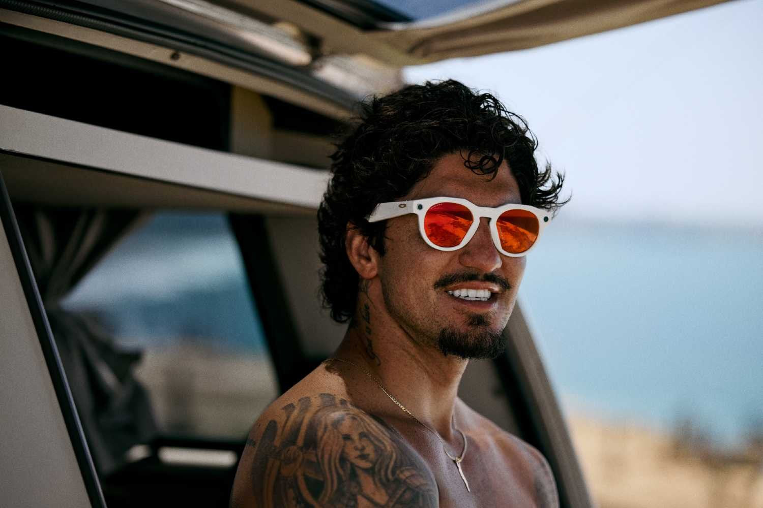 The Oakley Meta HSTN.