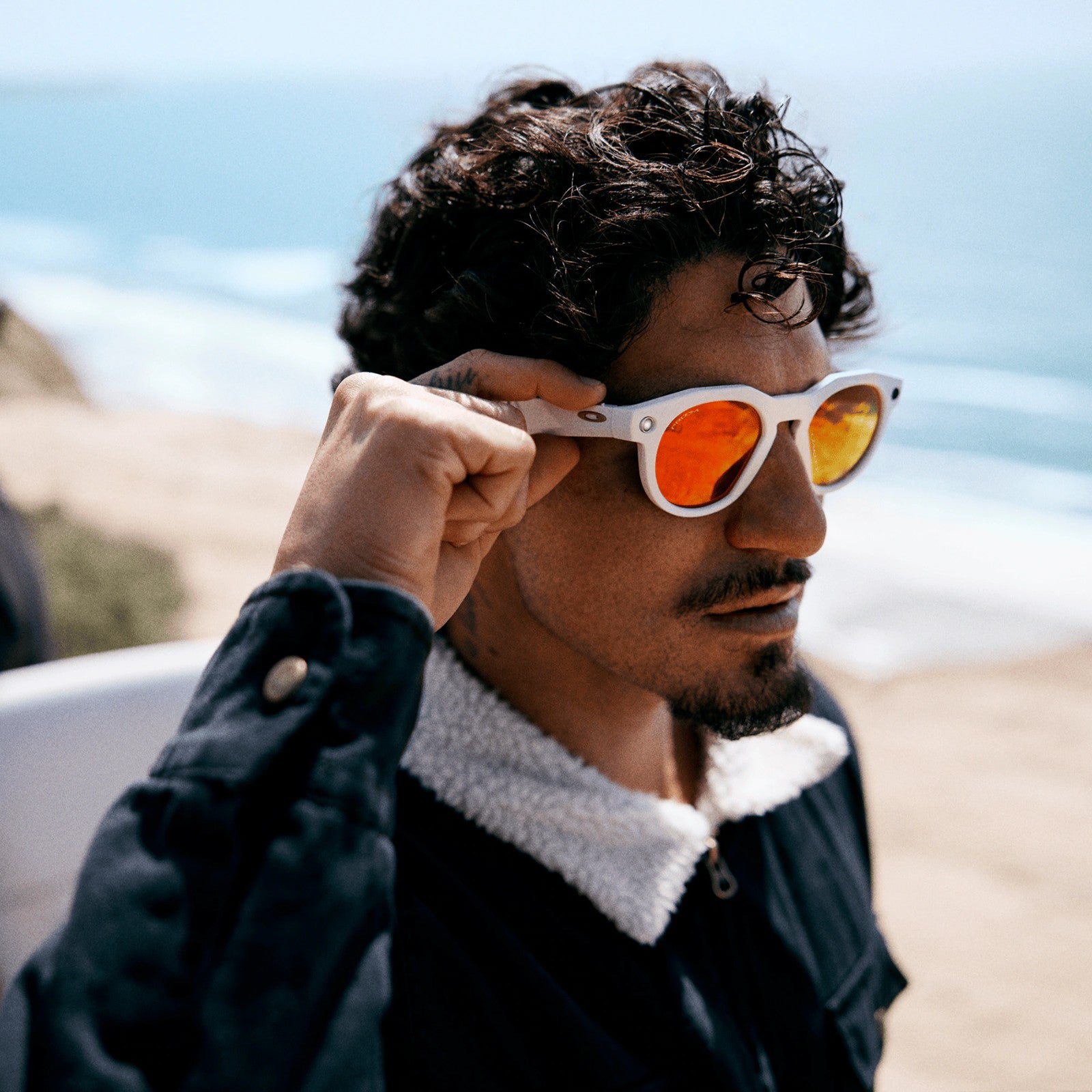 Oakley Meta HSTN lifestyle